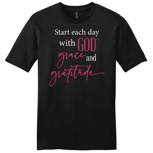 Start each day with God grace gratitude Men's t-shirt