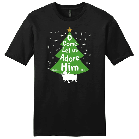 O come let us adore Him Christmas tree Men's t-shirt