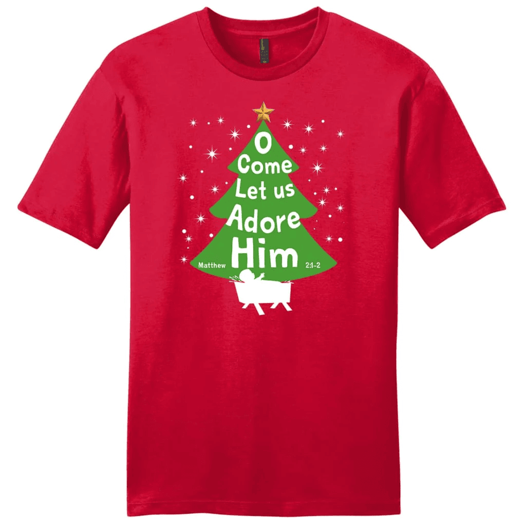 O come let us adore Him Christmas tree Men's t-shirt