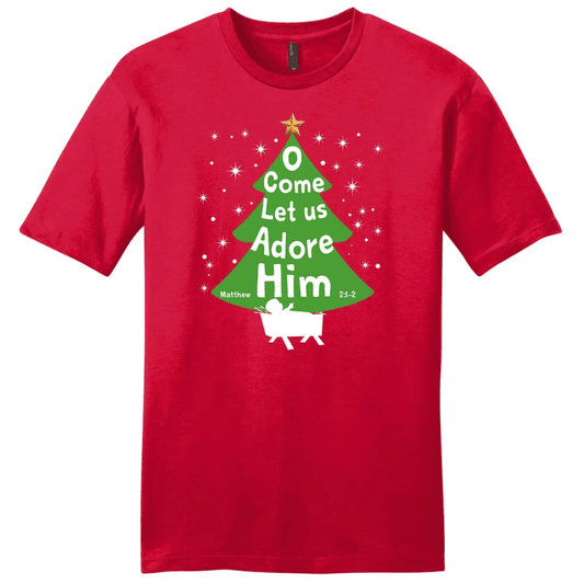O come let us adore Him Christmas tree Men's t-shirt