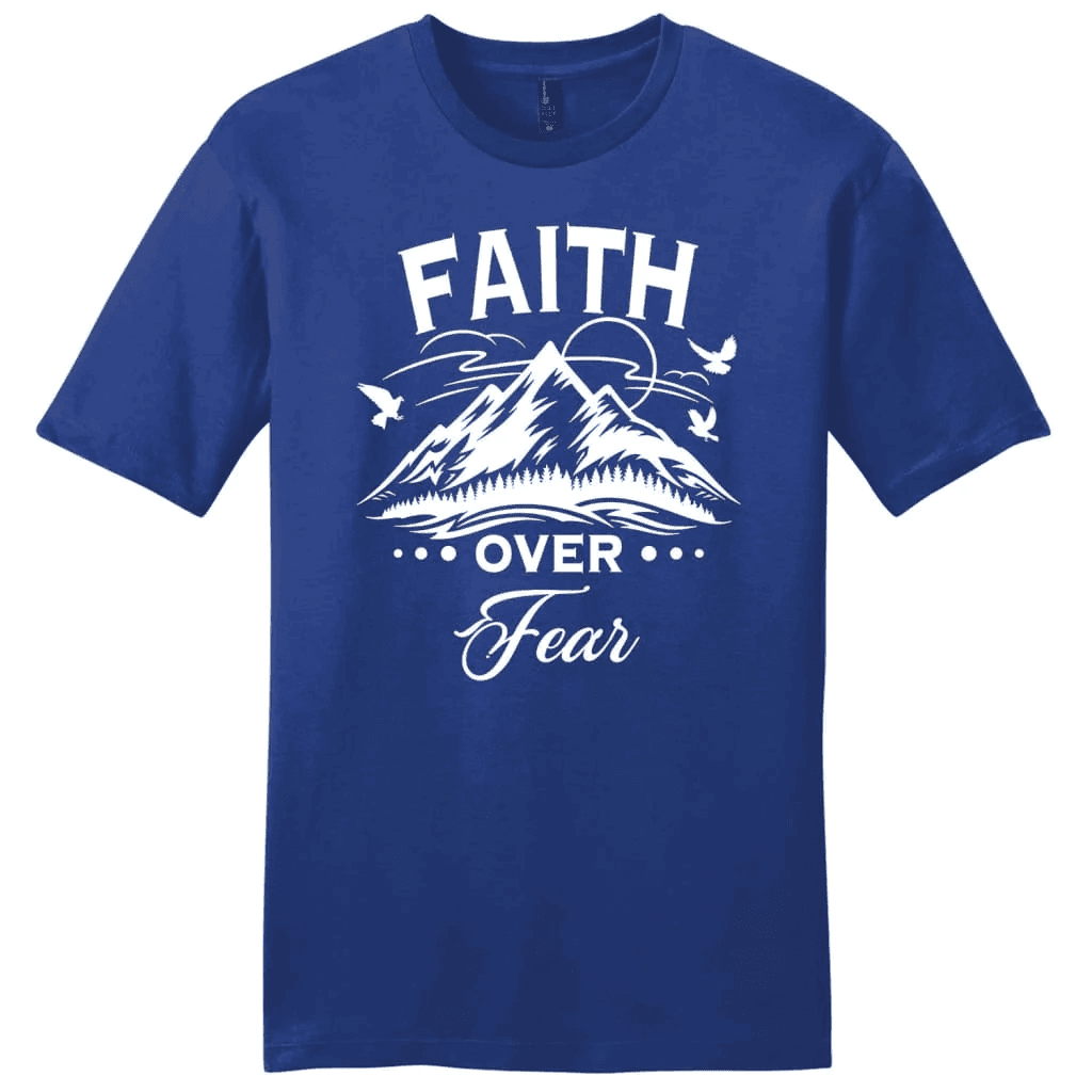 Faith over fear Mountain Men's t-shirt