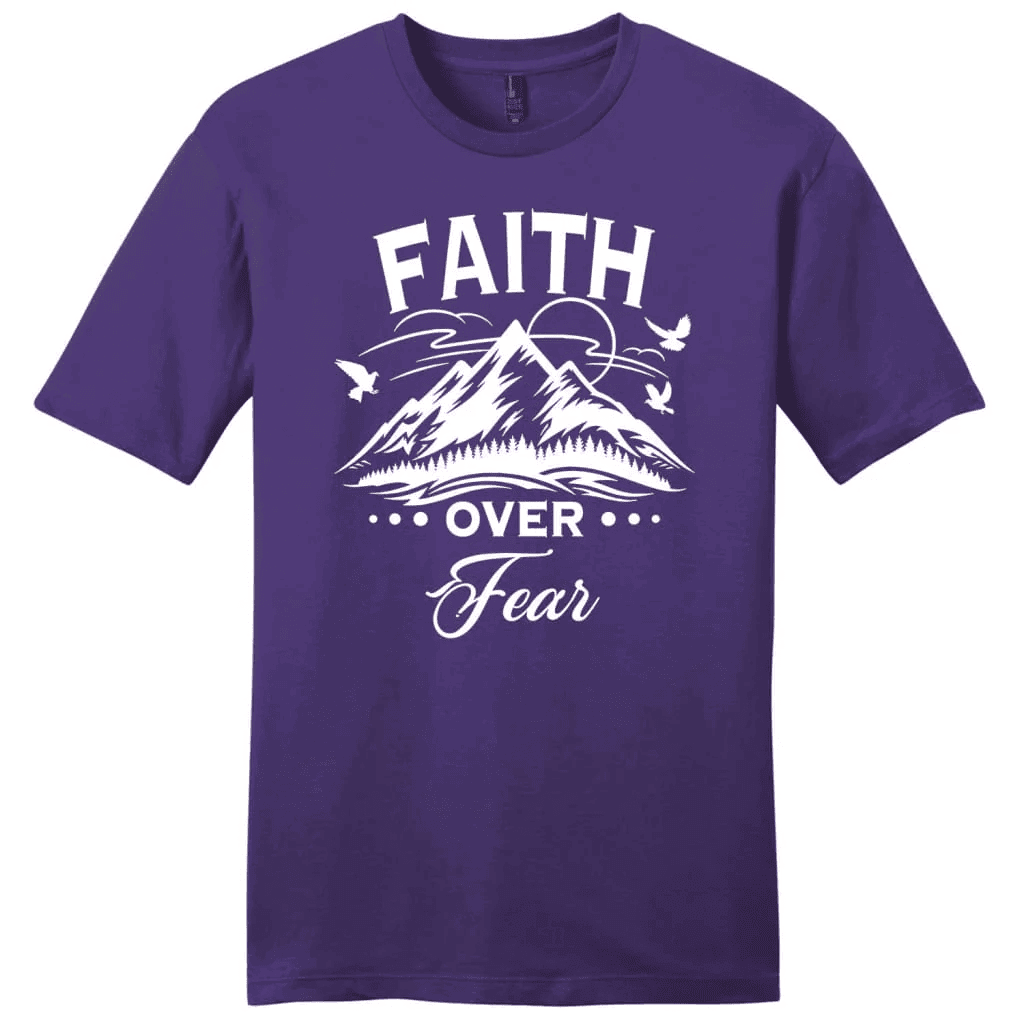 Faith over fear Mountain Men's t-shirt