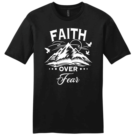 Faith over fear Mountain Men's t-shirt
