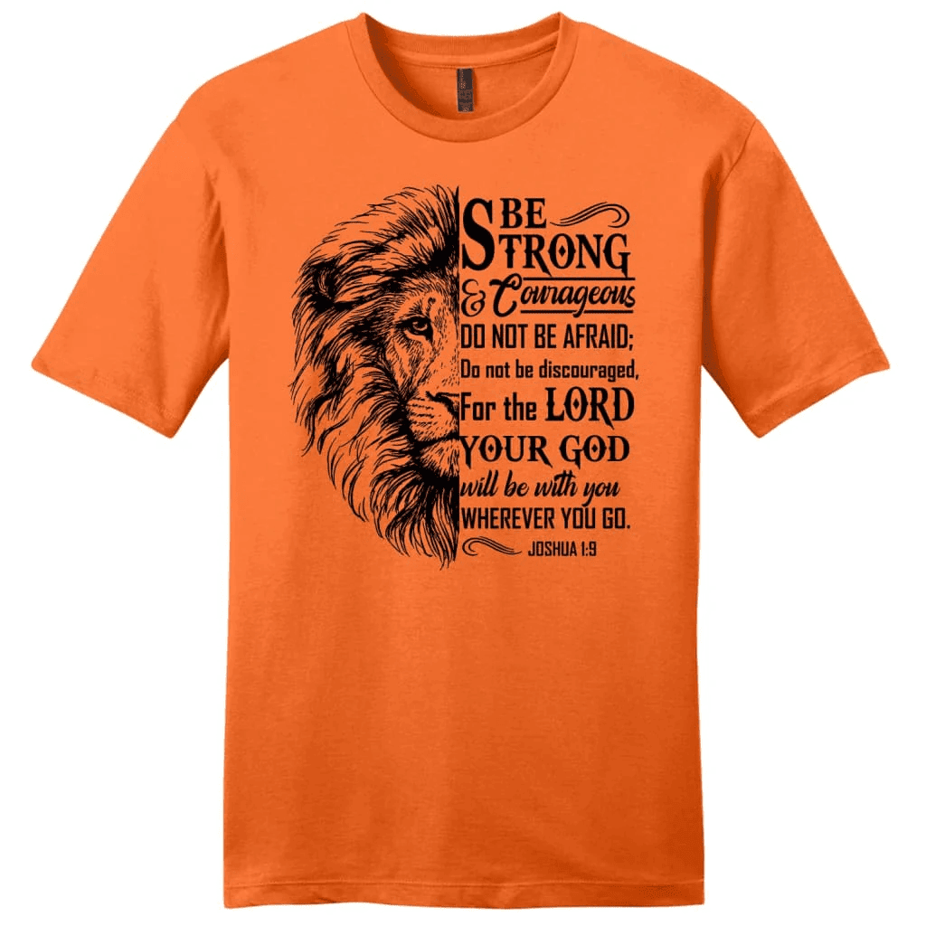 Christian T-shirts: Lion Face, Be strong and courageous Joshua 1:9 men's t-shirt